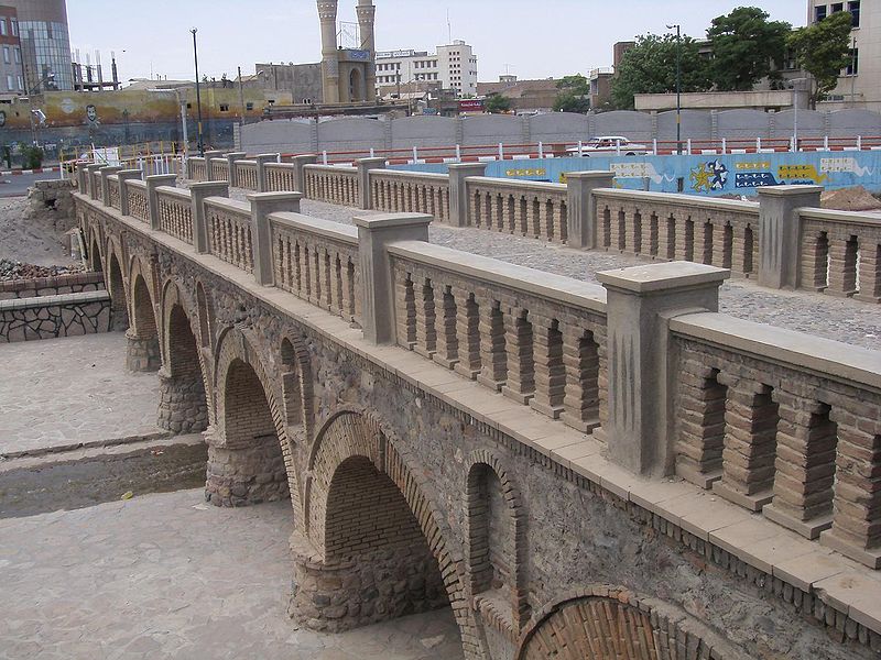 800px-Ghari_Bridge