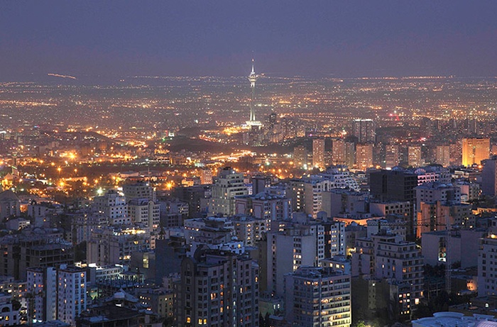  نمای تهران با برج میلاد
