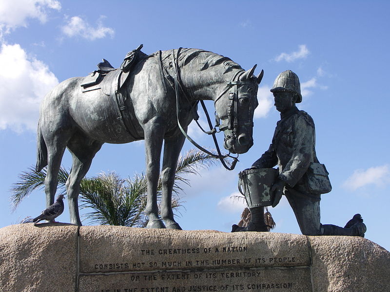 بنای یادبود اسب Horse Memorial