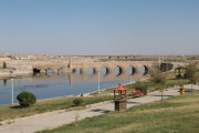 Varzaneh Bridge
