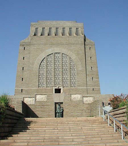 بنای یادبود وورترکر Voortrekker Monument